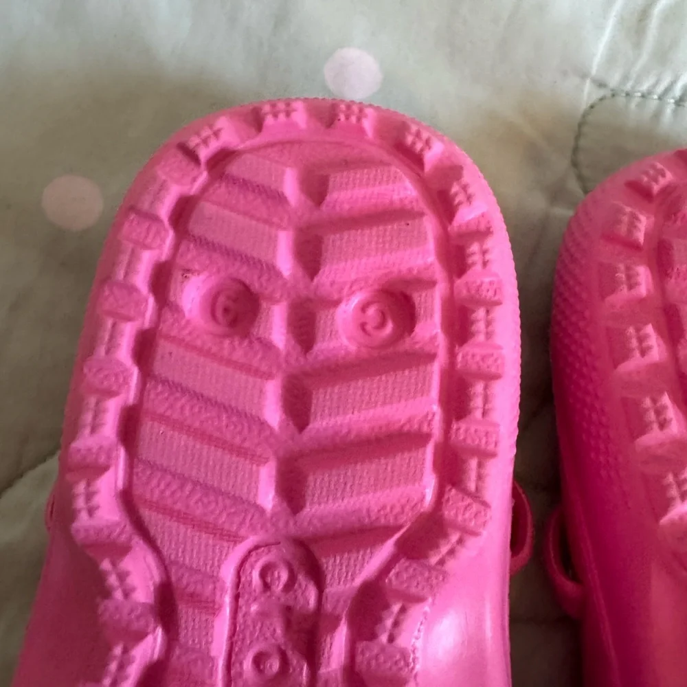 CROCS Kids Pink Sandals Toddler size 9